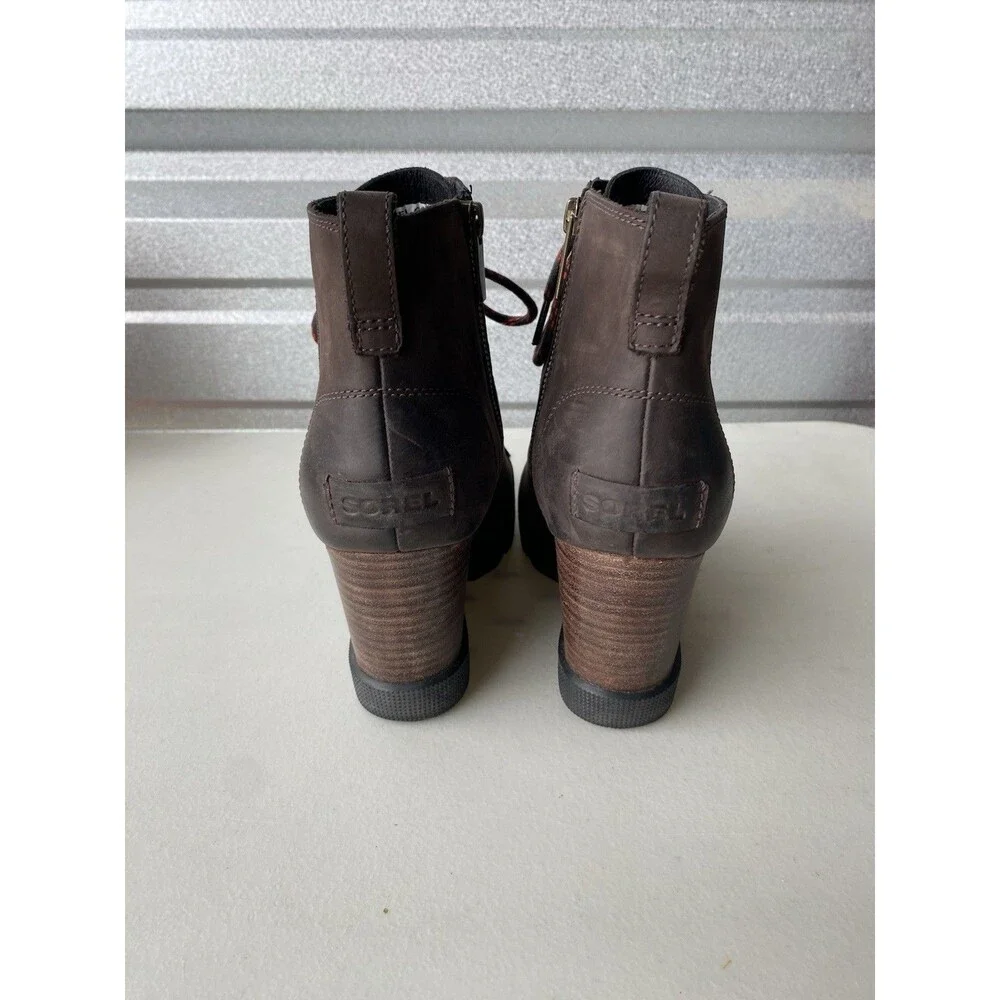 SOREL Joan Laceup WEDGE BOOTS All Weather Ankle BOOTIE Womens Size 9